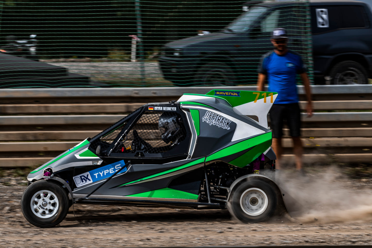 Testtag Cross Car: am 14.04.2023 auf Schotter in der Lausitz